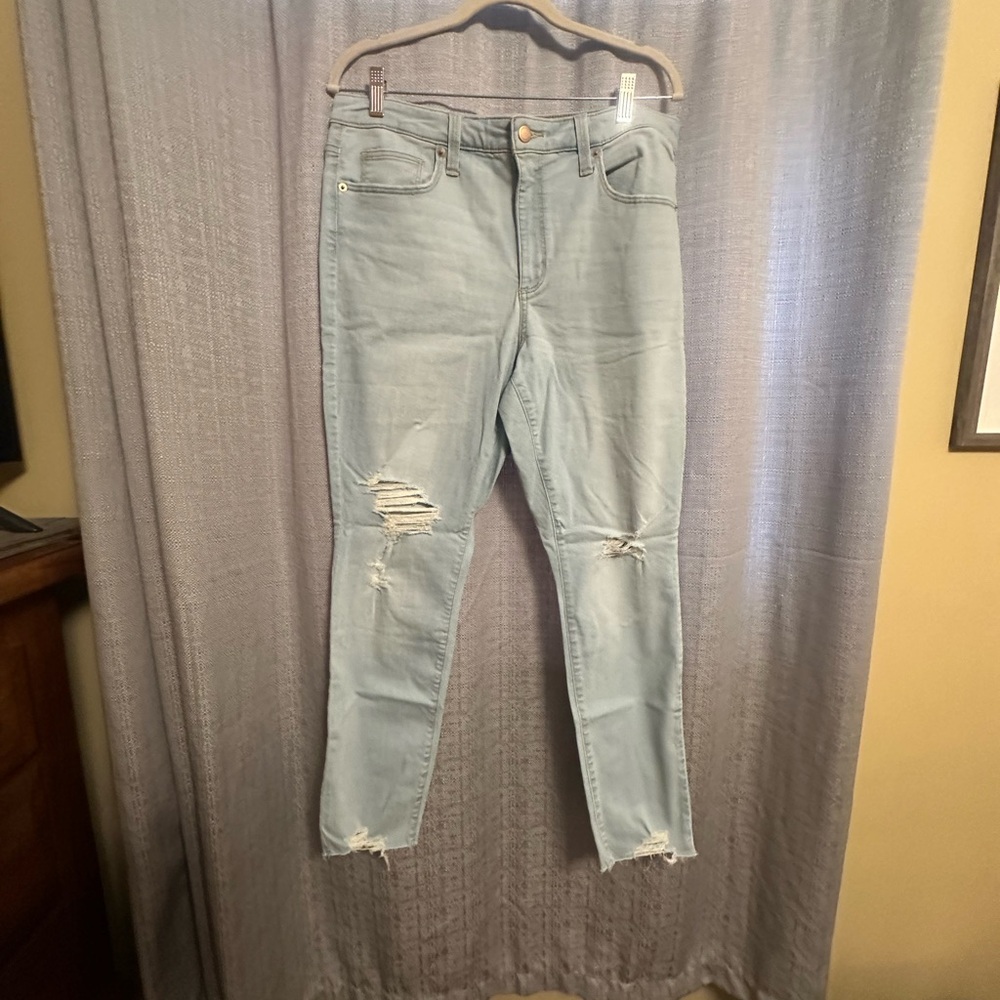 Womens Light Blue Distressed Skinny Jeans size 14